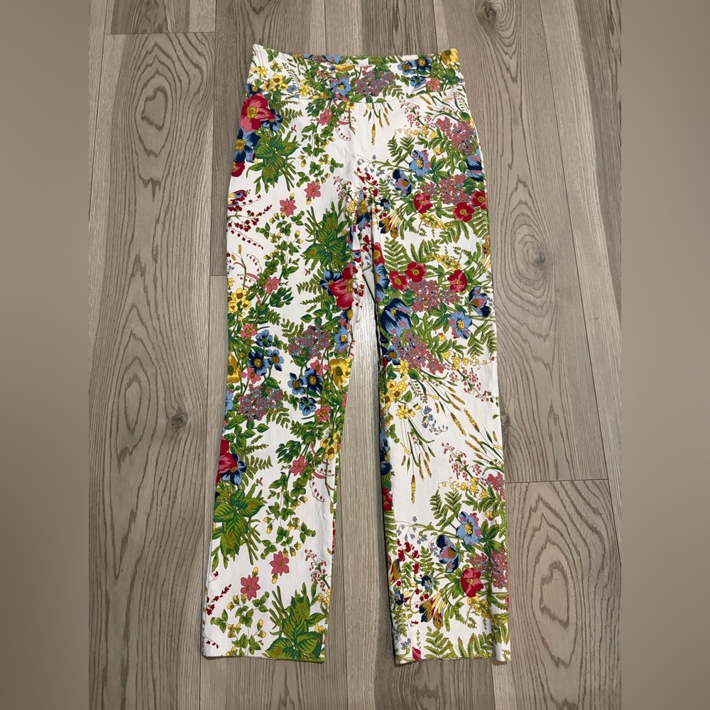 Joseph Ribkoff Floral Pull on Crop Pants Size 6